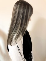 セルカ 新宿(CERCA)&nbsp;学割U24/ケアブリーチ/ダブルカラー/新宿【CERCA新宿/新宿西口】