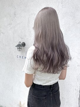 シェミール(CHEMIR) 透明感ハイトーンカラーブリーチくすみグレージュ四日市