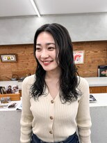 トゥコ(tuco)&nbsp;ロングパーマ　ニュアンスパーマ　ロングヘア　前髪