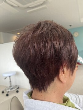 トゥットヘアー(Tutto hair) 40代50代 大人マッシュ チェリーレッド コンパクトショート