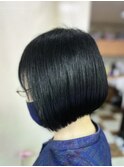 ショートボブ