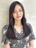 オーロ(ORO) 小顔前髪ワンカールレイヤーカット黒髪ネビージュボブルフ