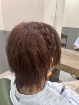 ヘアーアンドビューティー ザ ビー(Hair & Beauty the B) 編み込みウルフ