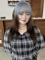 リヴ ウメダ(LIV umeda)&nbsp;水色/ペールブルー/レイヤーカット/ケアブリーチ/梅田ハイトーン