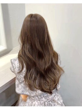 イオエ(ioe) イメチェン/外ハネボブ/ワイドバング/ブルーブラック/美髪