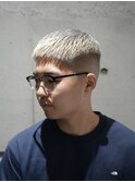 MEN'S/クロップ×ホワイトベージュ/フェード/短髪/ハイトーン