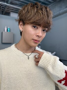 トリッカ シブヤ(TRICCA SHIBUYA) メンズカットニュアンスパーマフェザーシャドウカラー渋谷