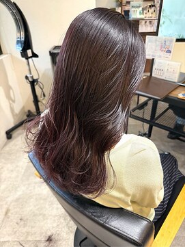 オーバルヘアー(OVAL hair) 透明感ヘーゼルブラウン/レイヤーカット