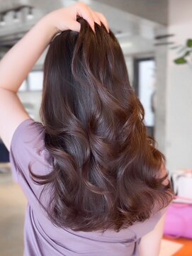 レノラ 本町(LENORA) 美髪ミディアムレイヤーカットデジタルパーマチェリーブラウン