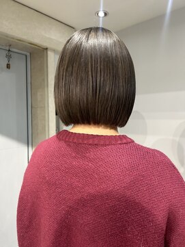 ヴェイン 渋谷(vain) オリーブグレージュカラー  ぱつっとボブ