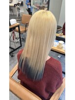 シアン 橋本店(Shian)&nbsp;抜きっぱなしブロンド×くすみブルーエンドカラー