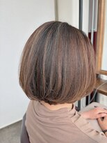 ルーファス 恵比寿 渋谷(Ruufus)&nbsp;40代50代大人ショートボブ/恵比寿渋谷/白髪ぼかしハイライト2605
