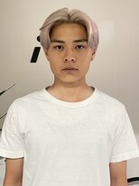 イリ 梅田(ili)&nbsp;ダウンバング/センターパート/ミルクティーベージュ/ブリーチ