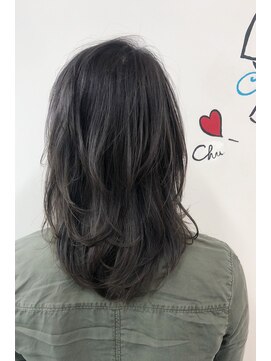 ノラ シンディ(NORA CYNDY) ダークグレージュカラー☆