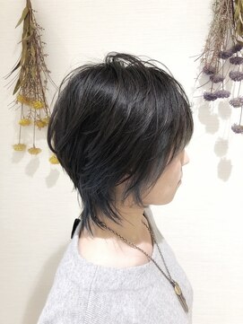 アッシュ 大泉学園店(Ash) 横顔美人ウルフショート　[30代]