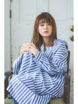 アルーシェ elua店(Alushe) インスタで人気の透明感ある、外はねロブ【錦糸町　錦糸町北口】