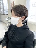 クールショート/20代30代/前髪なし/ハンサムショート/グレージュ