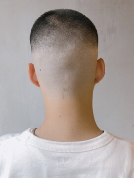 フランクスバーバーリザーブ 人形町店(FRANK’S BARBER RESERVE) スキンフェードボウズ　ｙ