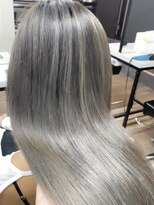 ヴィフ 大船(VIF)&nbsp;グレーカラー/バレイヤージュ/グラデーション/大船/大船駅/鎌倉