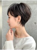 襟足長めひし形ショートヘア/イメチェンショート/30代40代50代