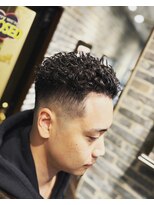 ミリオンバックス 御徒町店(Million Backs)&nbsp;スパイラル/スキンフェード/ビジカジ<理容室>[メンズ/御徒町]