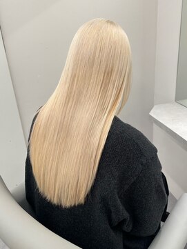 ベレーザ 渋谷(BELEZA) 5873ニュアンスカラーシルバーアッシュハイトーンカラー韓国ヘア