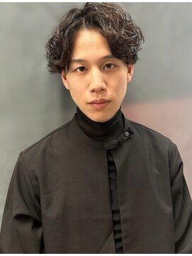 スリーマーク(THREE mark) 新学期にオススメ波巻きスパイラルパーマ