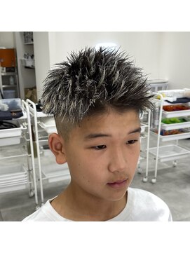 ルースト 西院店(ROOST) メッシュ/ジェットモヒカン/フェード/ツーブロック/