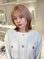 ミズチャーム(Ms.CHARM)&nbsp;顔まわりカット/外ハネくびれミディアム/ミルクティ/シースルー