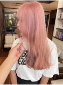 サーモンピンク