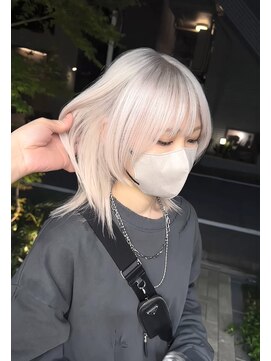 ヌエン 渋谷(NU/EN) ホワイトブロンド×ウルフレイヤー