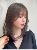 オリーブグレージュレイヤーカット顔まわりカット20代30代心斎橋
