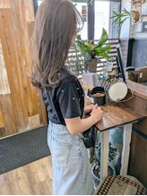 バンビ プライベート サロン(Bambi private salon) 肌になじむベージュカラー*ブリーチなし透明感カラー*Bambi松平