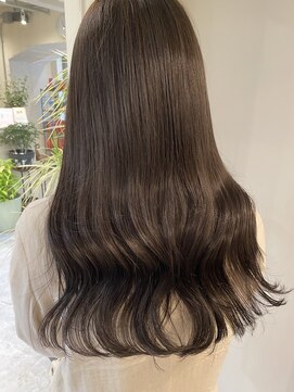 重たくみえない！暗髪カラー/透明感グレージュ