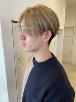 サラ ビューティー サイト 古賀店(SARA Beauty Sight)&nbsp;【ダブルカラー】ブリーチ/ハイトーン/センター分けマッシュ