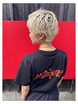 ディプティック ヘアー チェンジ ミュージアム(diptych Hair Change Museum) ハイトーンカラー／ショートヘア／ブリーチカラー
