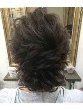 ヘアーワークス アンビエント(Hair works Ambient) ☆アンビ☆ルーズアップ