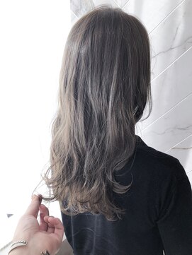 ジーナ 梅田(Zina) シークレットハイライトミルクティーベージュzina末武