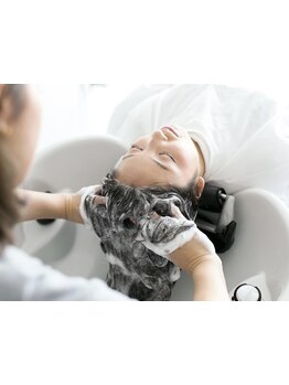 【古川駅近】限られたサロンでのみ受けられる《頭皮の整体ピトレティカ》で今までにない極上のスパを堪能♪