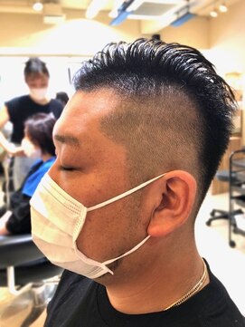 アウラニヘアーリゾート(AULANI Hair Resort) フェードカット×ツーブロック[日野/日野駅/豊田/八王子/立川]