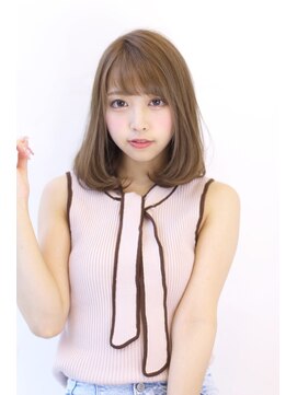 オーロ(ORO) フェミニン感が可愛いワンカールミディアム