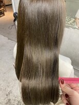 ロイジー(roijir)&nbsp;【roijir 表参道】ほうじ茶カラー×オリーブベージュ