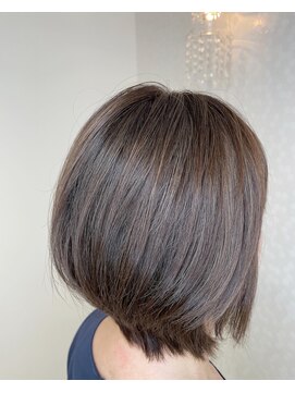 ヘアーアンドメイク ドレス(DRESS) 白髪ぼかしハイライトカラー