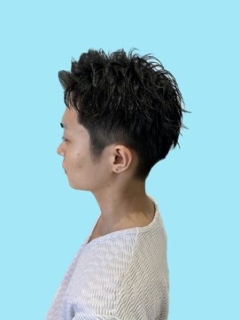 ウシワカマルエムティードット(USHIWAKAMARU MT.) 刈り上げメンズスタイル