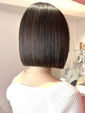 ロンドヴァリー 渋谷店(Lond vallee) このシルエットが大人気!