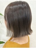 切りっぱなしボブ×インナーカラー