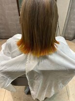 エストータルビューティサロン(es TOTAL BEAUTY SALON)&nbsp;ハイトーン×テールカラー｜ブリーチスタイル/外ハネボブ