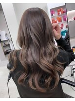 リリット(ReLit)&nbsp;くすみベージュマロンベージュホワイトブロンド細めハイライト