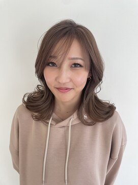 リラ(LILAC) 小顔レイヤー