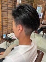 クリサンフューム(CRISAN FIUME)